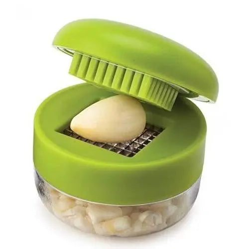 Effortless Mini Garlic Chopper & Press – Manual Mincer with Storage Container, Durable Stainless Steel Blades, Ergonomic Grip in Vibrant Green